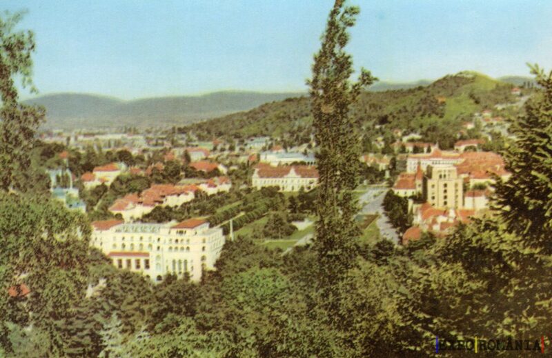 Peisaj urban de primăvară în natură