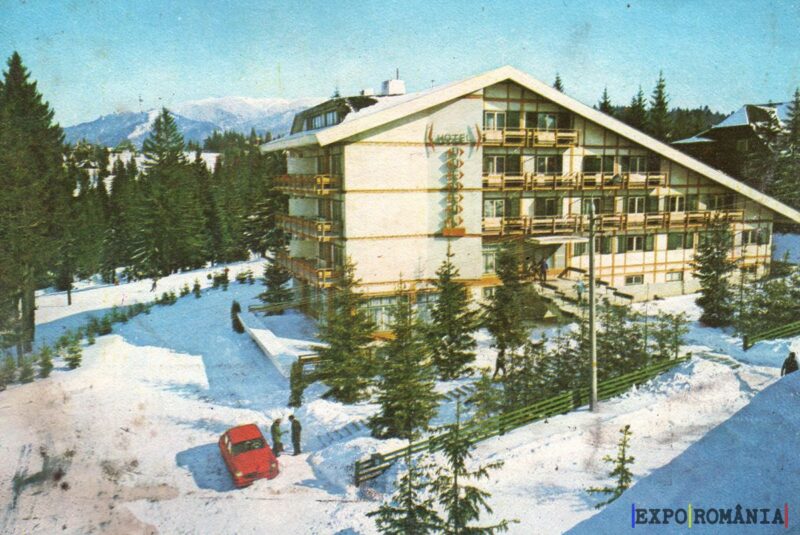 Peisaj de iarnă cu cabană montană