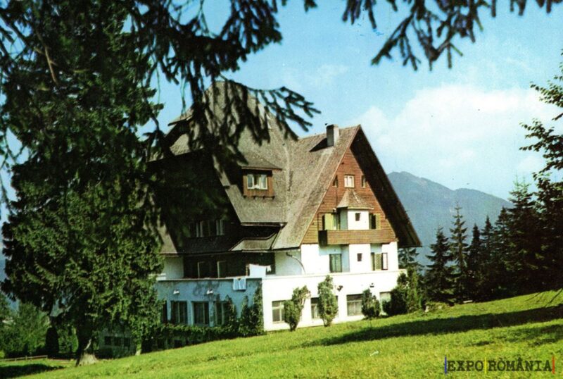 Casa pitorească în mijlocul naturii montane