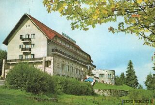 Hotel montan în mijlocul naturii