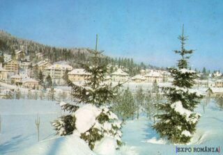 Peisaj de iarnă în stațiune montană