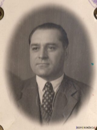 Fotografie veche bărbat elegant în costum