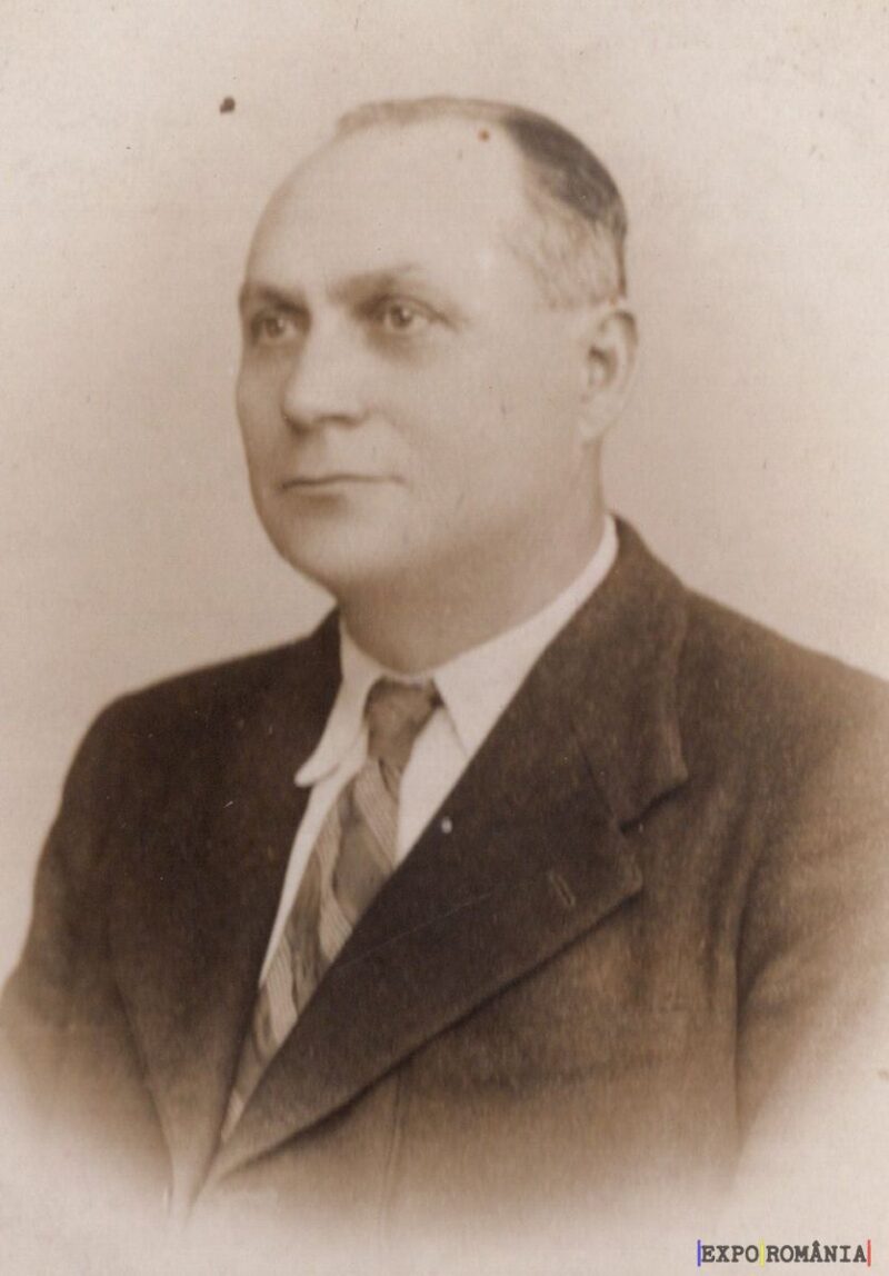 Portret vintage al unui bărbat în costum