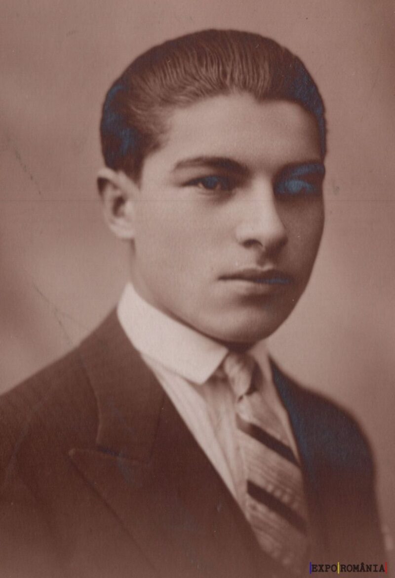 Tânăr elegant în fotografie sepia