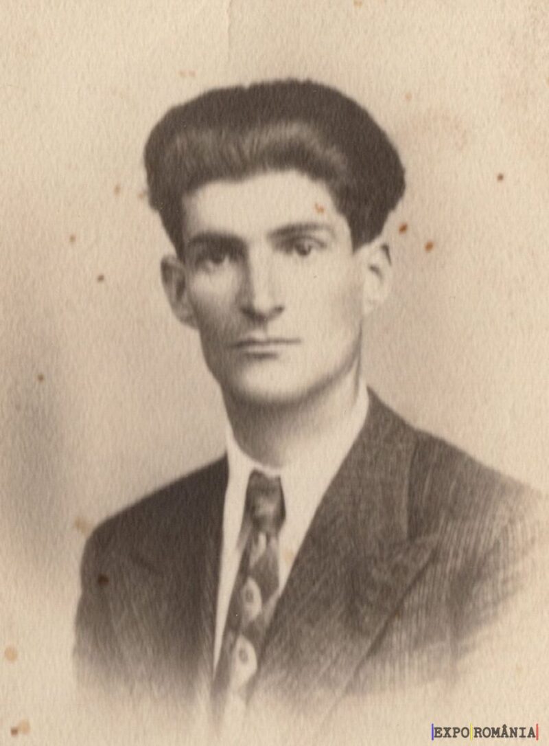 Portret vintage al unui bărbat în costum