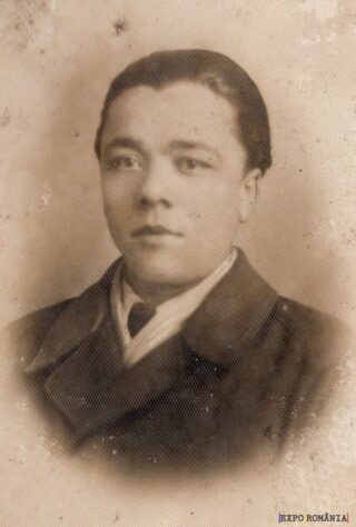 Tânăr în fotografie vintage alb-negru