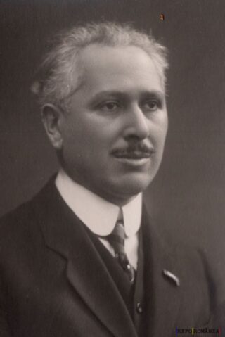 Portretul unui domn elegant din trecut