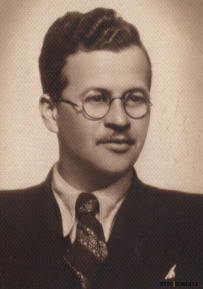 Portretul unui domn elegant cu ochelari