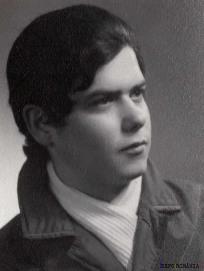 Portret clasic în alb-negru