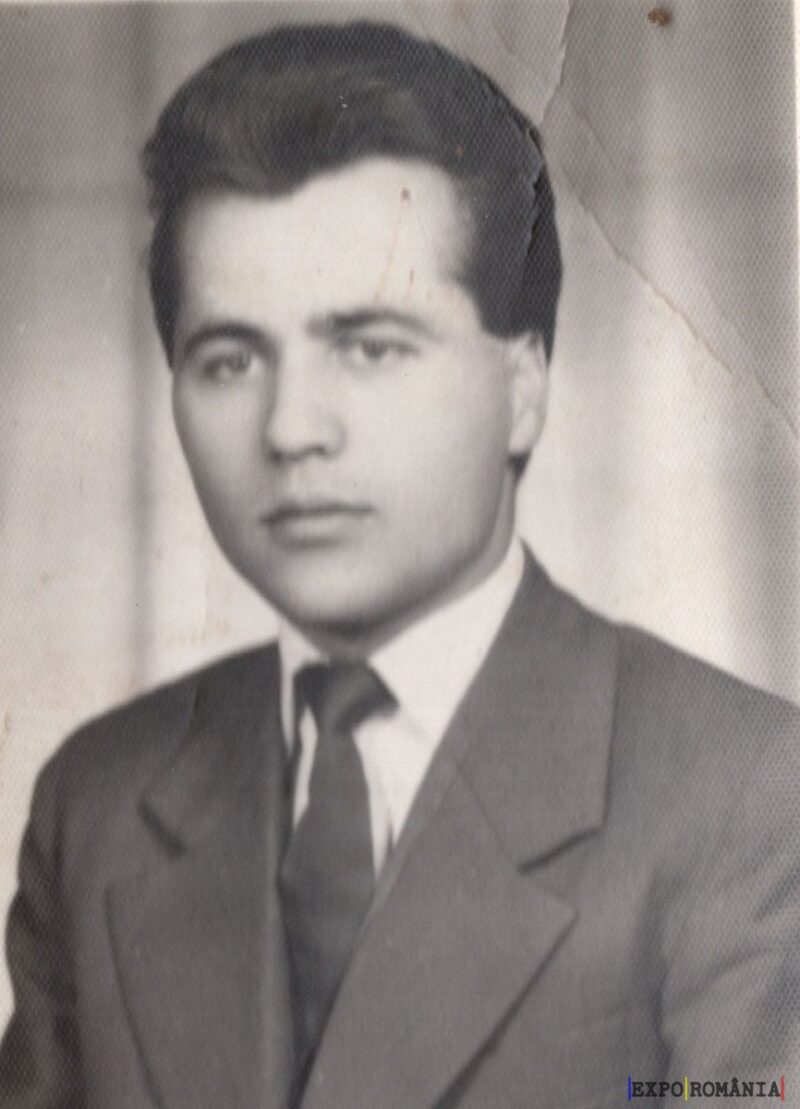 Tânăr la costum în anii '50