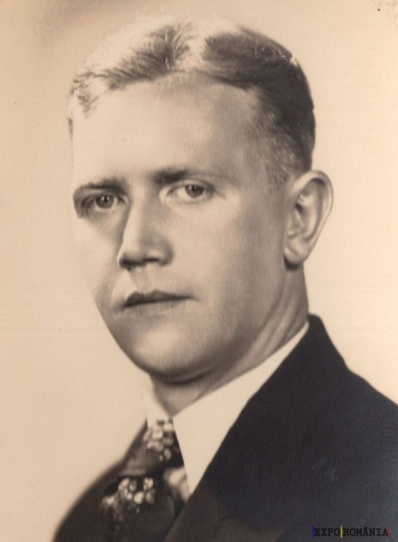 Portret vechi al unui bărbat în costum