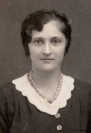 Fotografie veche a unei femei elegante