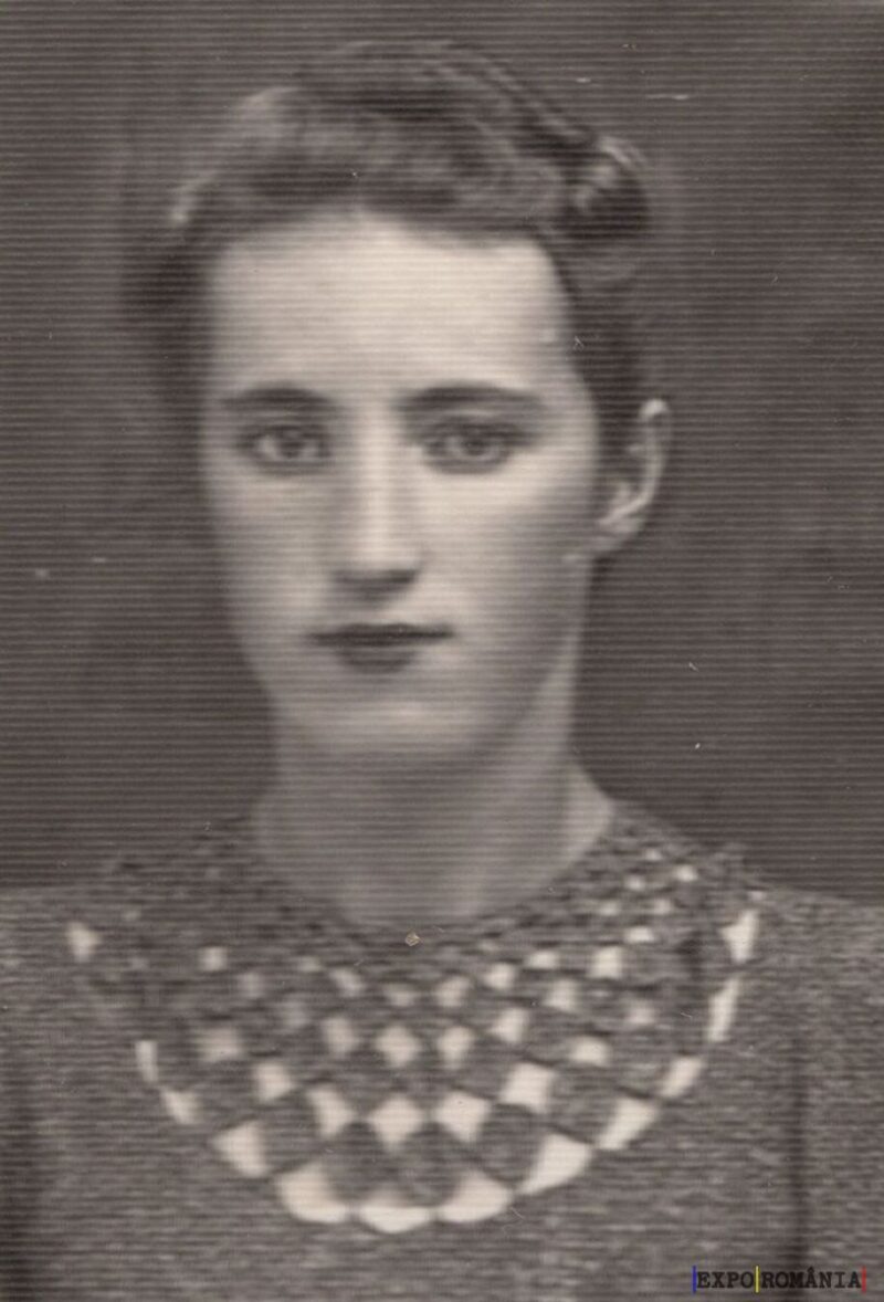 Femeie portret vechi în alb-negru
