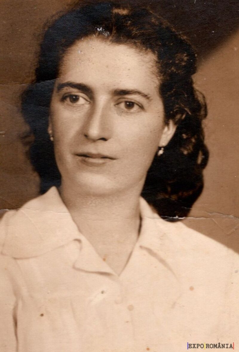 Portret vechi al unei femei elegante