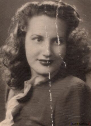 Portret vechi alb-negru