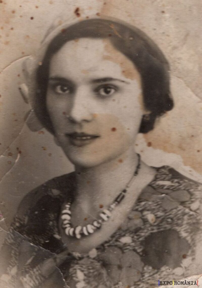 Portret vintage al unei femei elegante