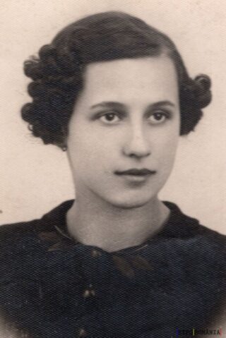 Portretul tinerei femei misterioase