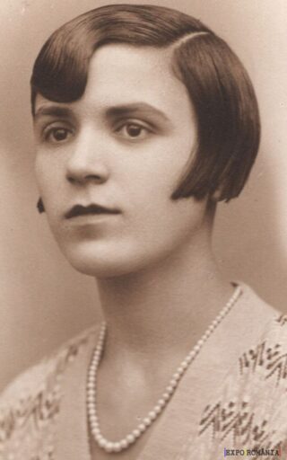 Portretul unei doamne elegante din anii '20