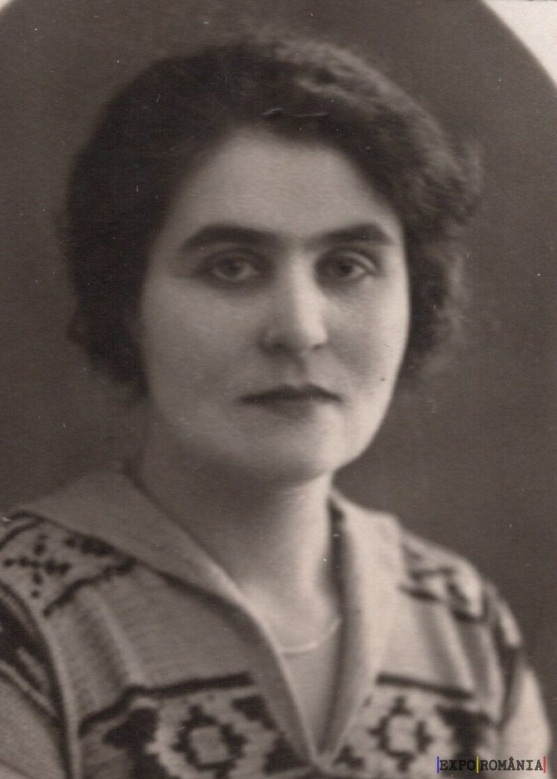 Portretul unei femei din secolul XX