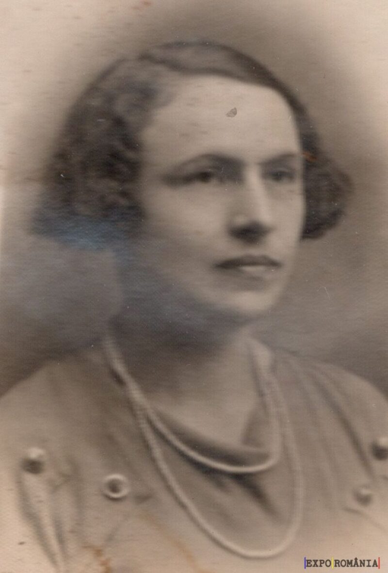 Portret vintage al unei femei elegante