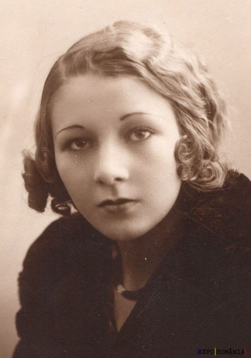 Portret vintage al unei femei elegante