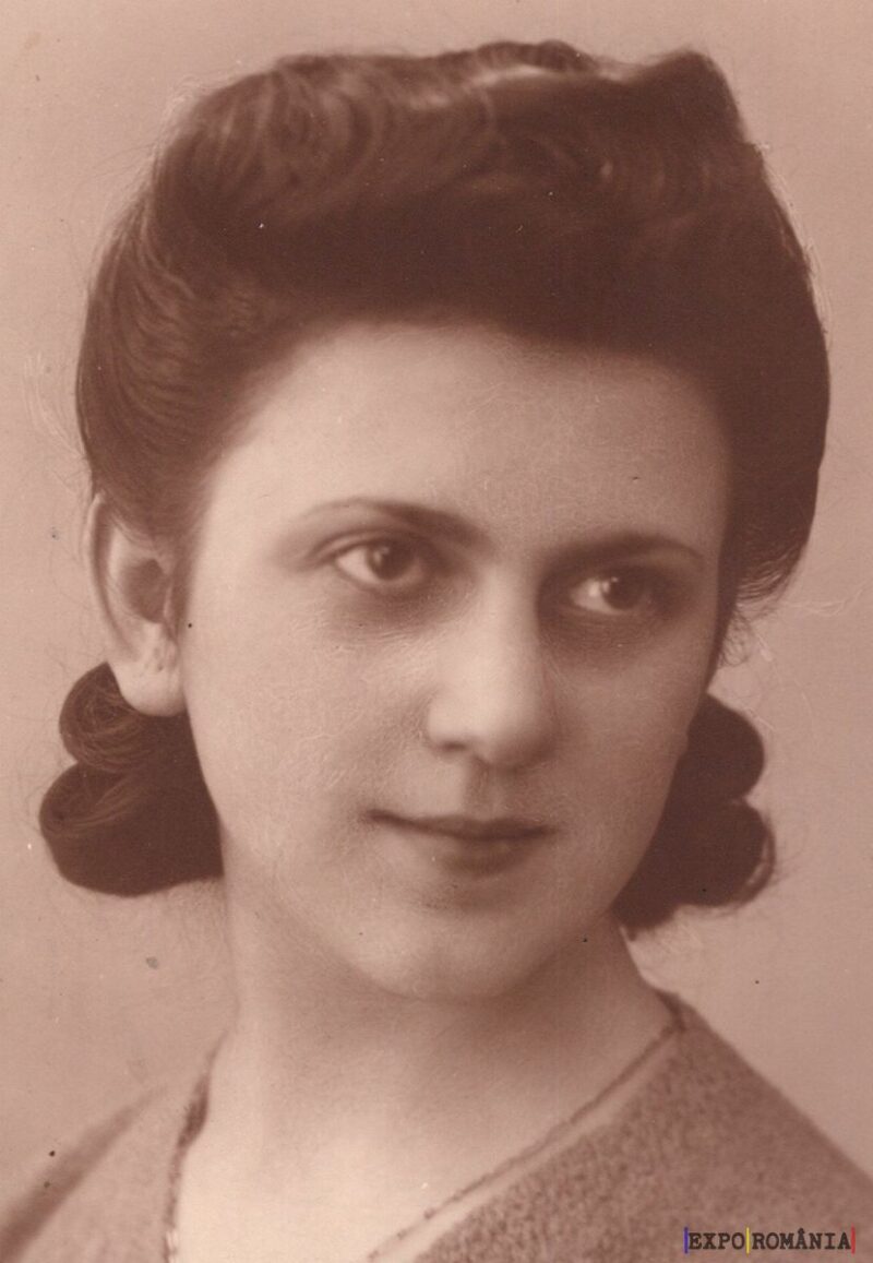 Portret de epocă al unei femei elegante