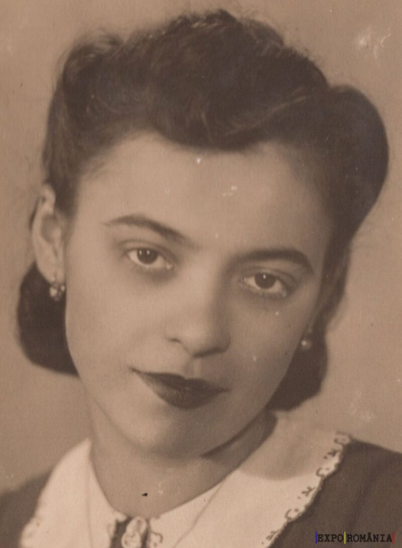 Portret vechi al unei femei elegante