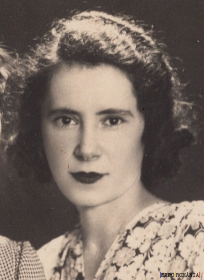 Portret clasic al unei femei