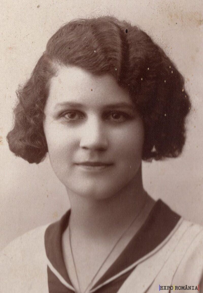 Portret de epocă al unei tinere femei