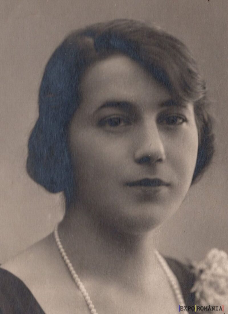 Portret clasic al unei femei elegante