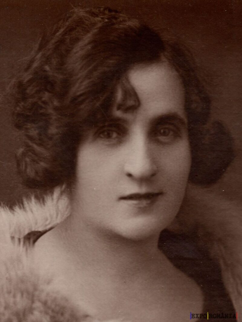 Portret vintage al unei femei elegante