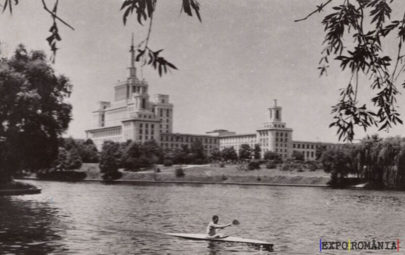 Vedere idilică asupra lacului și clădirilor istorice