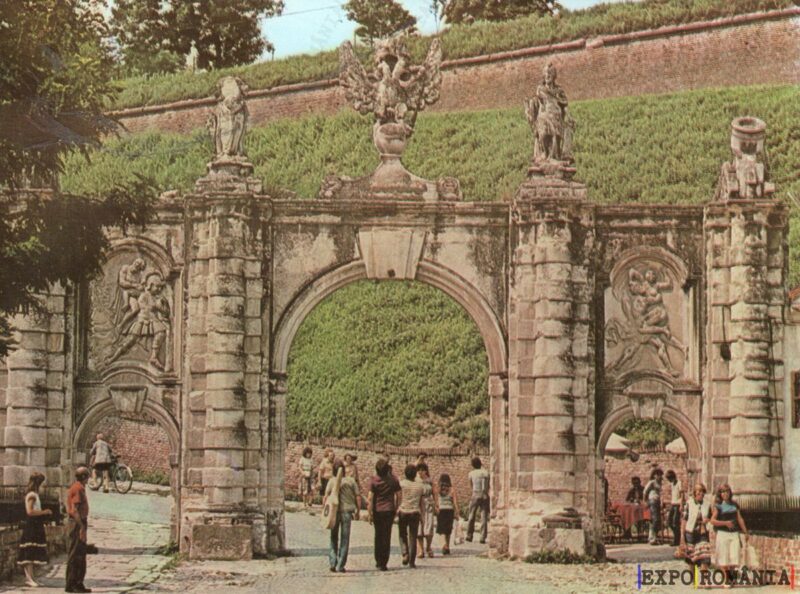Carte poștală Alba Iulia Poarta - anii '70 - 02