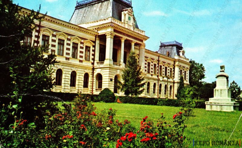 Carte poștală Calarasi Consiliul Popular - anii '70