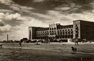 Carte poștală Mamaia Hotel Ialta - anii '60 - 03