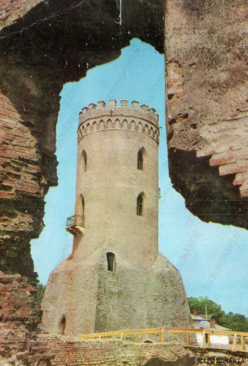 Carte poștală Targoviste Turnul Chindiei - anii '70