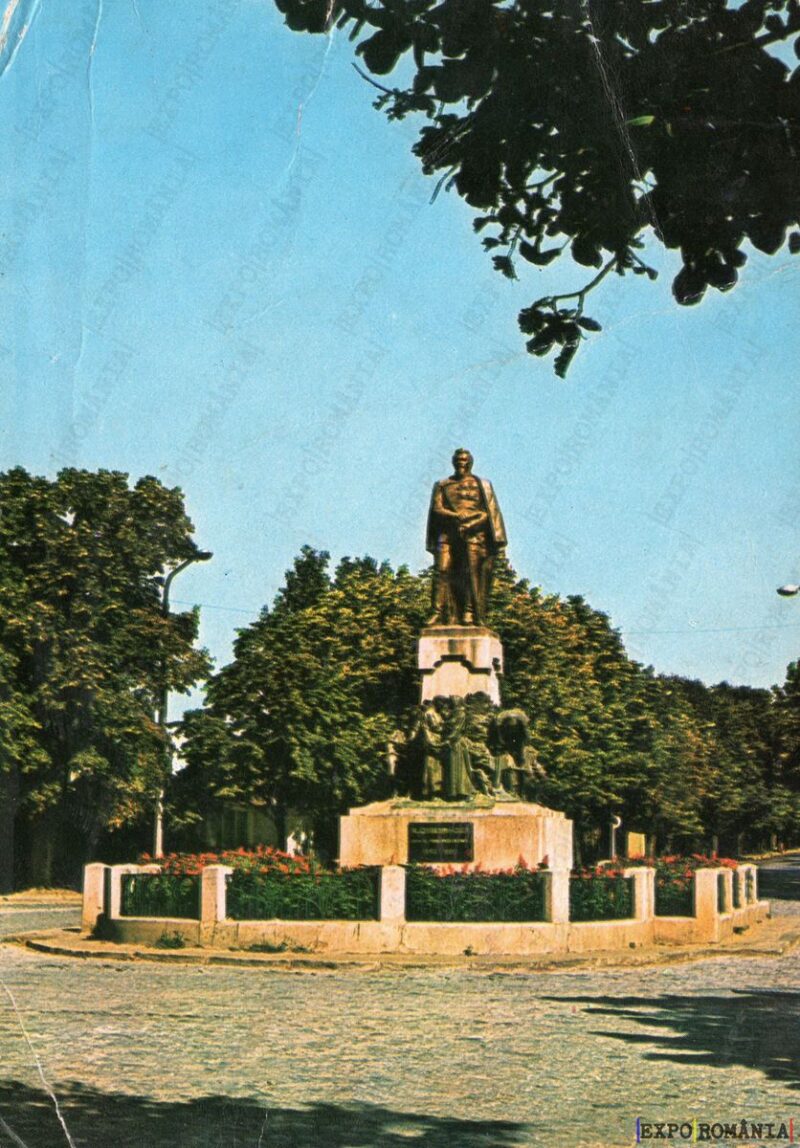 Carte poștală Galati Statuie Alexandru Ioan Cuza - anii '80