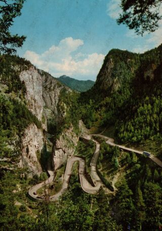 Carte poștală Cheile Bicazului Autocar pe Serpentine - anii '70