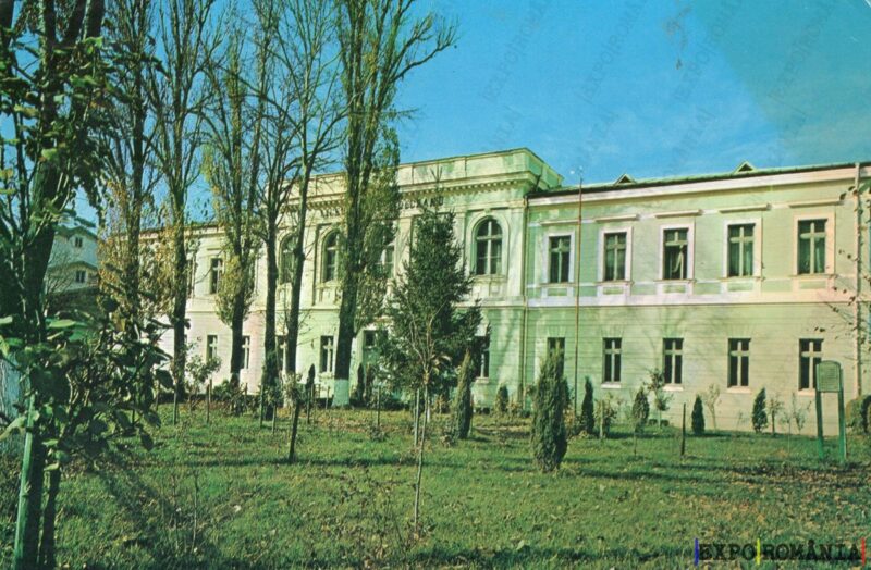 Carte poștală Slatina Liceul - anii '60