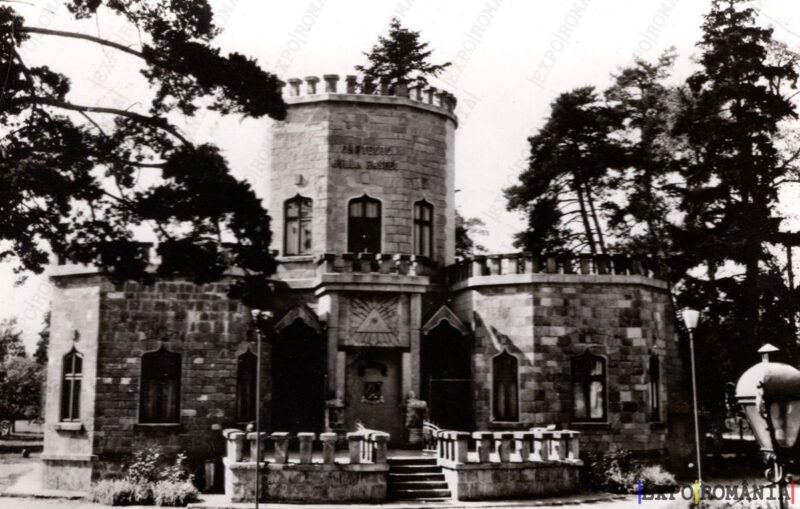 Carte poștală Campina Castelul Iulia Hasdeu - anii '60 - 04