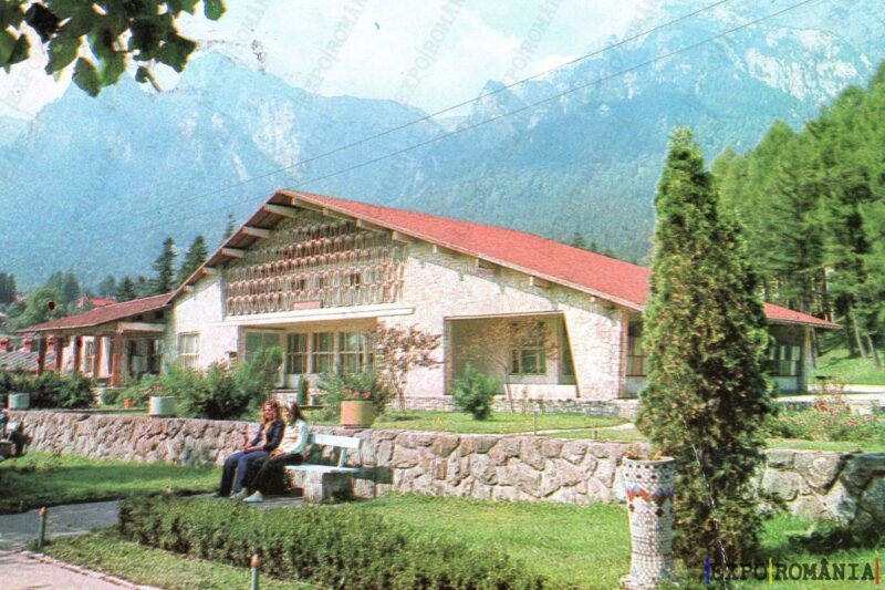 Carte poștală Busteni Restaurant Caraiman - anii '70