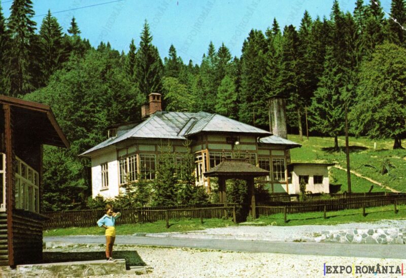 Carte poștală Muntii Bucegi Cabana Gura Dihamului - anii '70