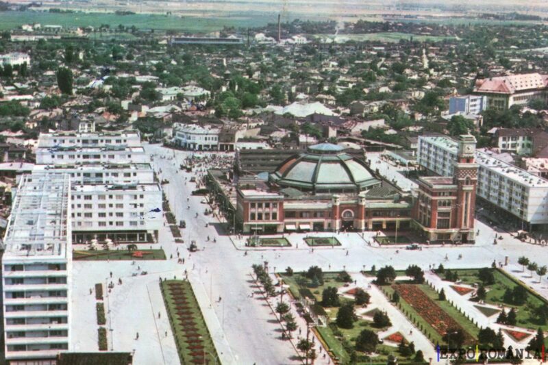 Carte poștală Ploiesti Halele Centrale - anii '70 - 01