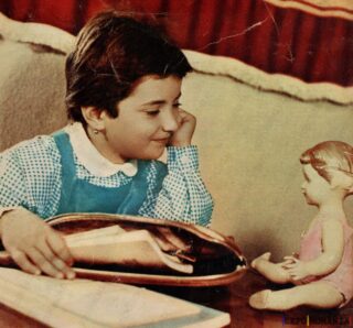 Fetiță cu Păpușă Arădeanca - Anii '60