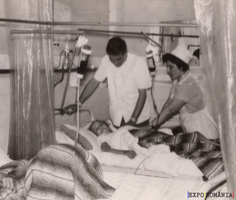 Cluj Spital Pacient Doctor Asistenta Medicala - Anii '70