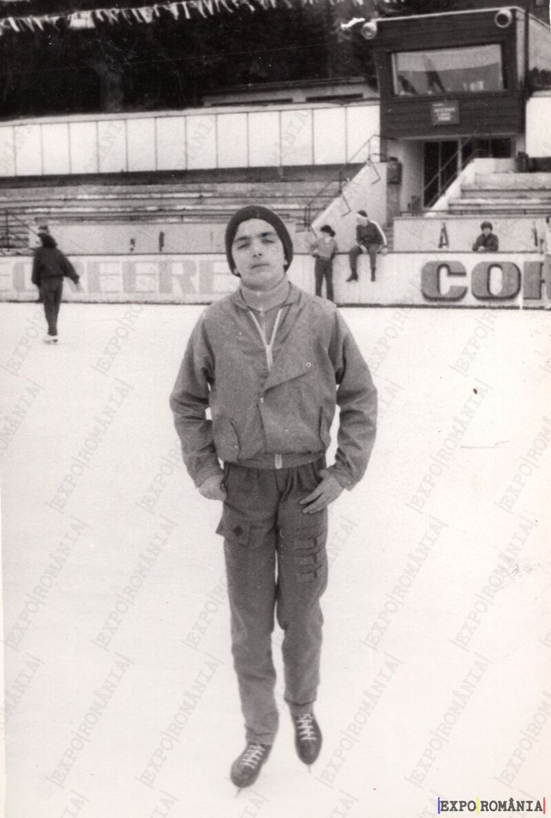 Brașov Poiana Brașov Copil cu Patine pe Patinoar - Anii '80