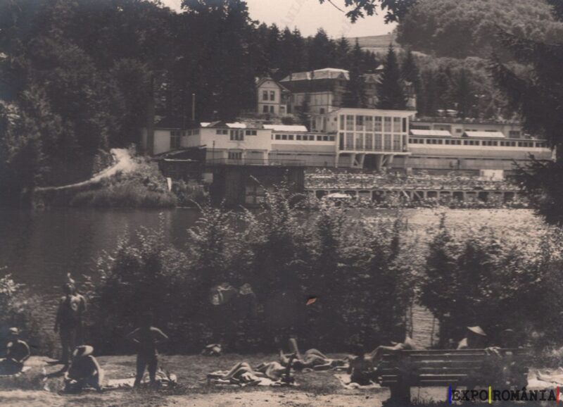 Turism Lângă Lac - Anii '80